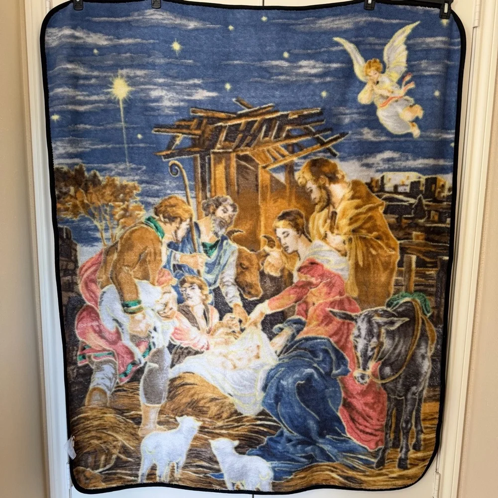 The Northwest Company Vintage Nativity Scene Plush Throw Blanket – 59” x 49”‎